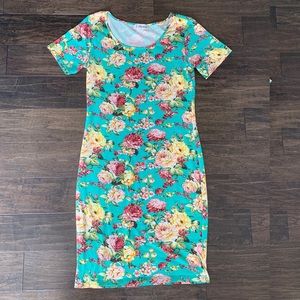 Short-sleeve bodycon floral print dress